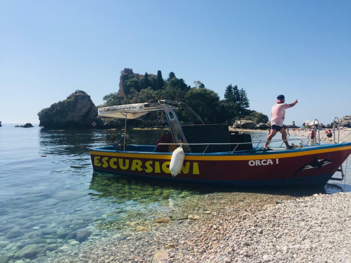 Willa Torre Dei Pirati Letojanni Zewnętrze zdjęcie